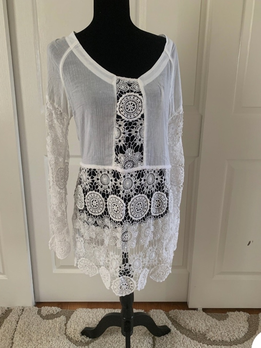 New White Crochet Lace Cover-Up in Sheer Fabric. Size M